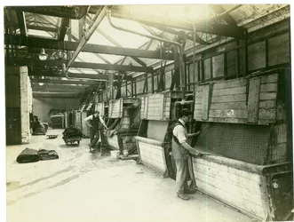 Kankaiden jauhatusosasto, Long Meadow -tehdas, 1923